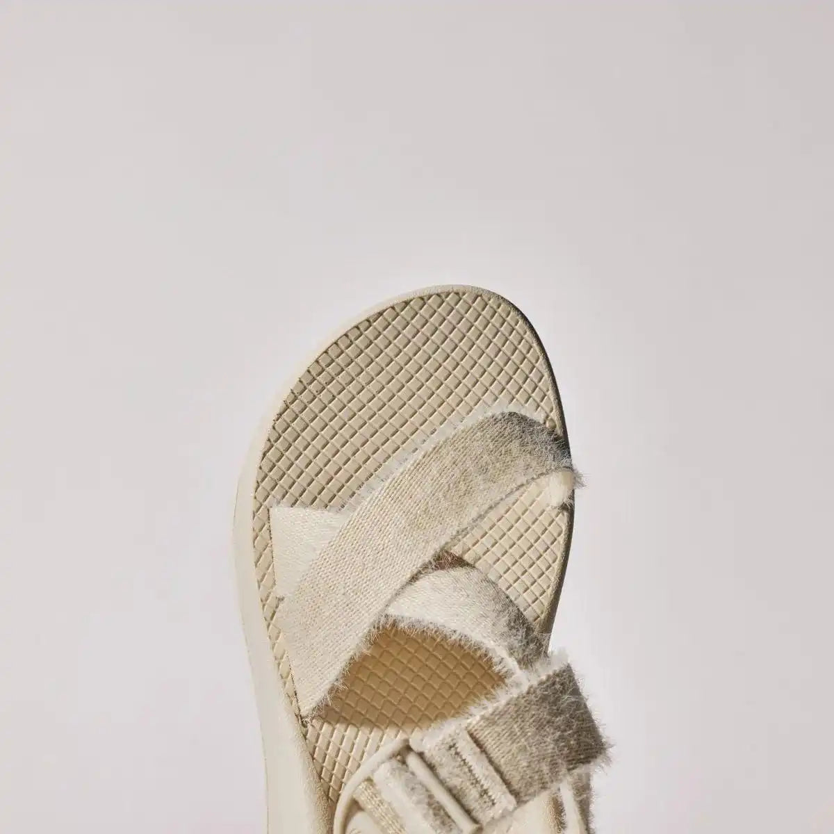 Women's Mega Z Wide-Strap Classic Fuzzy